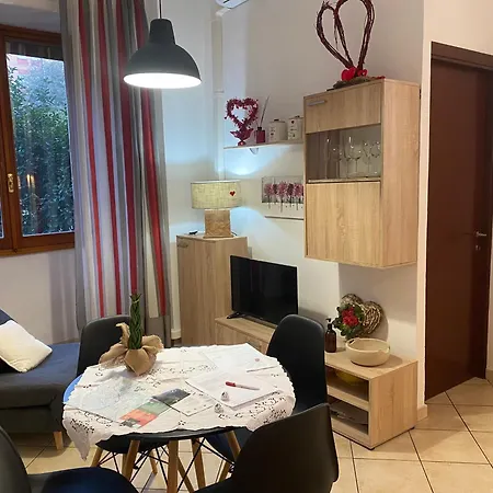 Apartamento Bilocale Degli Innamorati